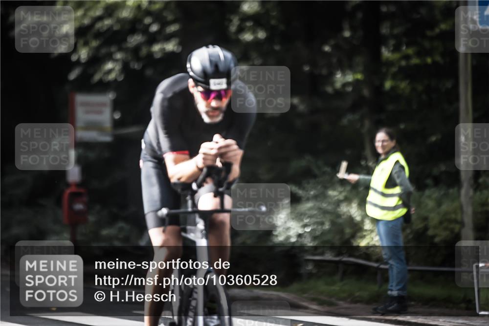 13.09.2026 - Stadtparktriathlon H.Heesch http://msf.ph/oto/10360528 13.09.2026 11:15:49 Radfahren 640, 671, 698, 774 meine-sportfotos.de