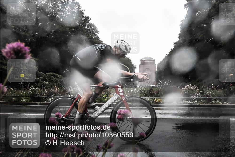 13.09.2026 - Stadtparktriathlon H.Heesch http://msf.ph/oto/10360559 13.09.2026 12:10:44 Radfahren 859, 948, 1030, 1053, 1060 meine-sportfotos.de