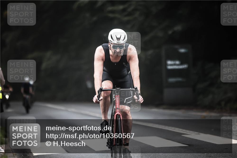 13.09.2026 - Stadtparktriathlon H.Heesch http://msf.ph/oto/10360567 13.09.2026 10:01:00 Radfahren 232, 241, 301 meine-sportfotos.de