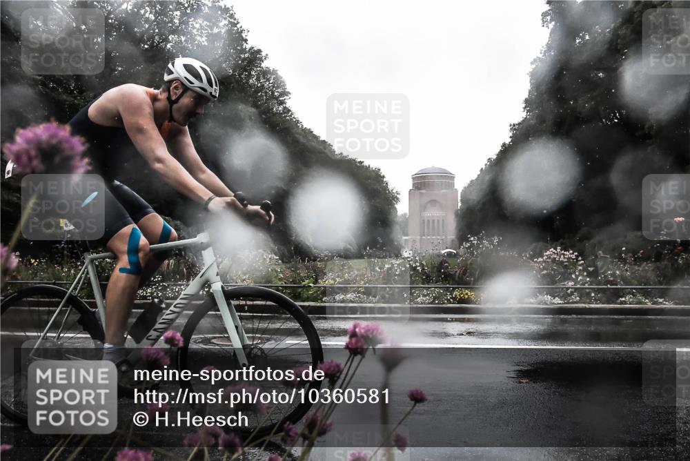 13.09.2026 - Stadtparktriathlon H.Heesch http://msf.ph/oto/10360581 13.09.2026 12:10:51 Radfahren 831, 844, 1029 meine-sportfotos.de