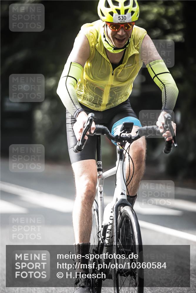 13.09.2026 - Stadtparktriathlon H.Heesch http://msf.ph/oto/10360584 13.09.2026 11:15:58 Radfahren 530 meine-sportfotos.de