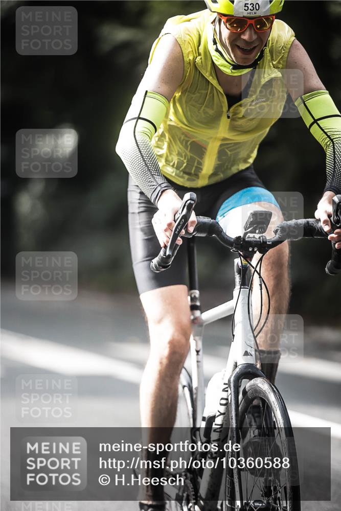 13.09.2026 - Stadtparktriathlon H.Heesch http://msf.ph/oto/10360588 13.09.2026 11:15:59 Radfahren 530, 649 meine-sportfotos.de