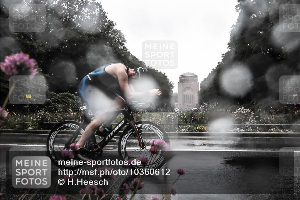 13.09.2026 - Stadtparktriathlon H.Heesch http://msf.ph/oto/10360612 13.09.2026 12:11:07 Radfahren 964 meine-sportfotos.de