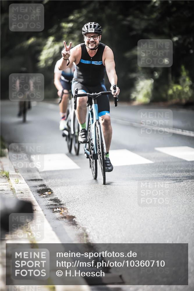 13.09.2026 - Stadtparktriathlon H.Heesch http://msf.ph/oto/10360710 13.09.2026 11:16:12 Radfahren 583, 586, 601, 639 meine-sportfotos.de