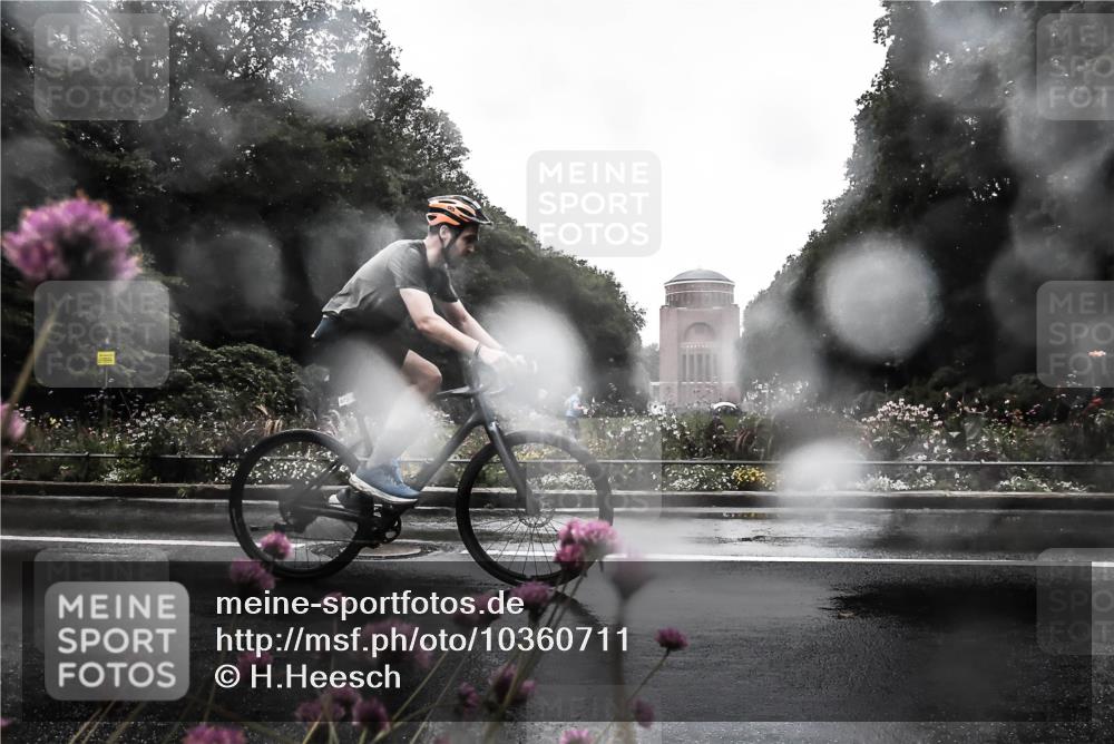 13.09.2026 - Stadtparktriathlon H.Heesch http://msf.ph/oto/10360711 13.09.2026 12:12:03 Radfahren 873, 950, 951, 974 meine-sportfotos.de