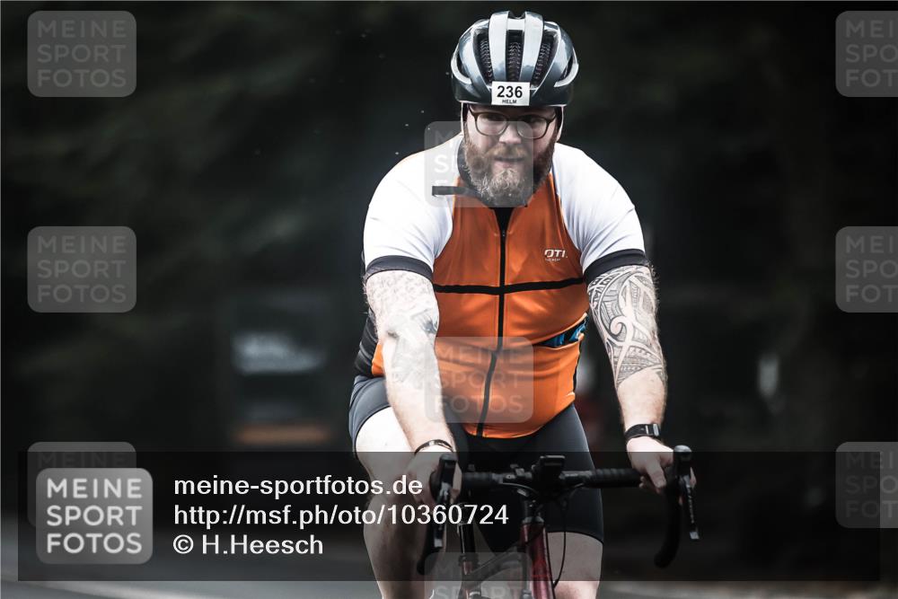 13.09.2026 - Stadtparktriathlon H.Heesch http://msf.ph/oto/10360724 13.09.2026 10:01:12 Radfahren 224, 228, 232, 236, 244, 271 meine-sportfotos.de