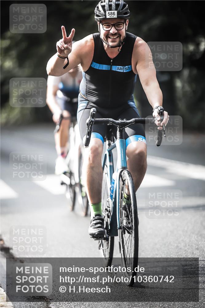 13.09.2026 - Stadtparktriathlon H.Heesch http://msf.ph/oto/10360742 13.09.2026 11:16:13 Radfahren 583, 586, 601, 639 meine-sportfotos.de