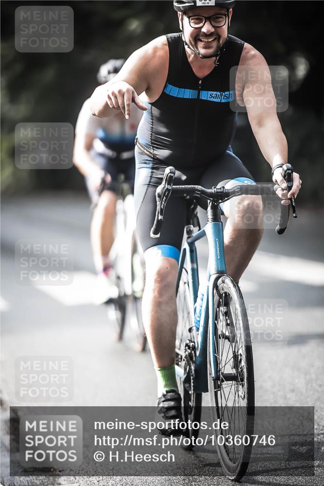 13.09.2026 - Stadtparktriathlon H.Heesch http://msf.ph/oto/10360746 13.09.2026 11:16:13 Radfahren 583, 586, 601, 639 meine-sportfotos.de