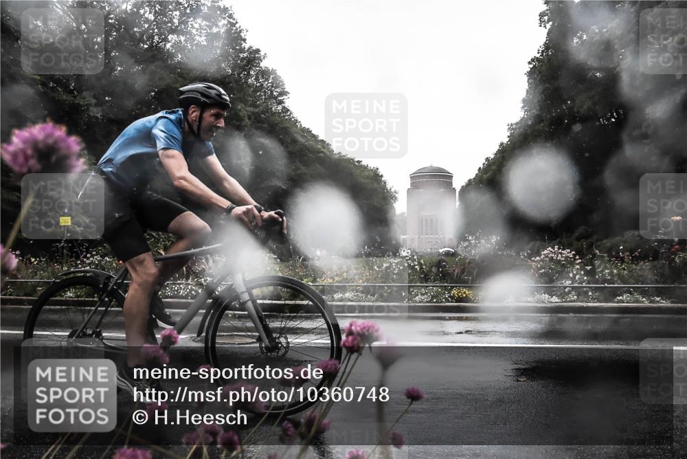 13.09.2026 - Stadtparktriathlon H.Heesch http://msf.ph/oto/10360748 13.09.2026 12:12:20 Radfahren 1047 meine-sportfotos.de