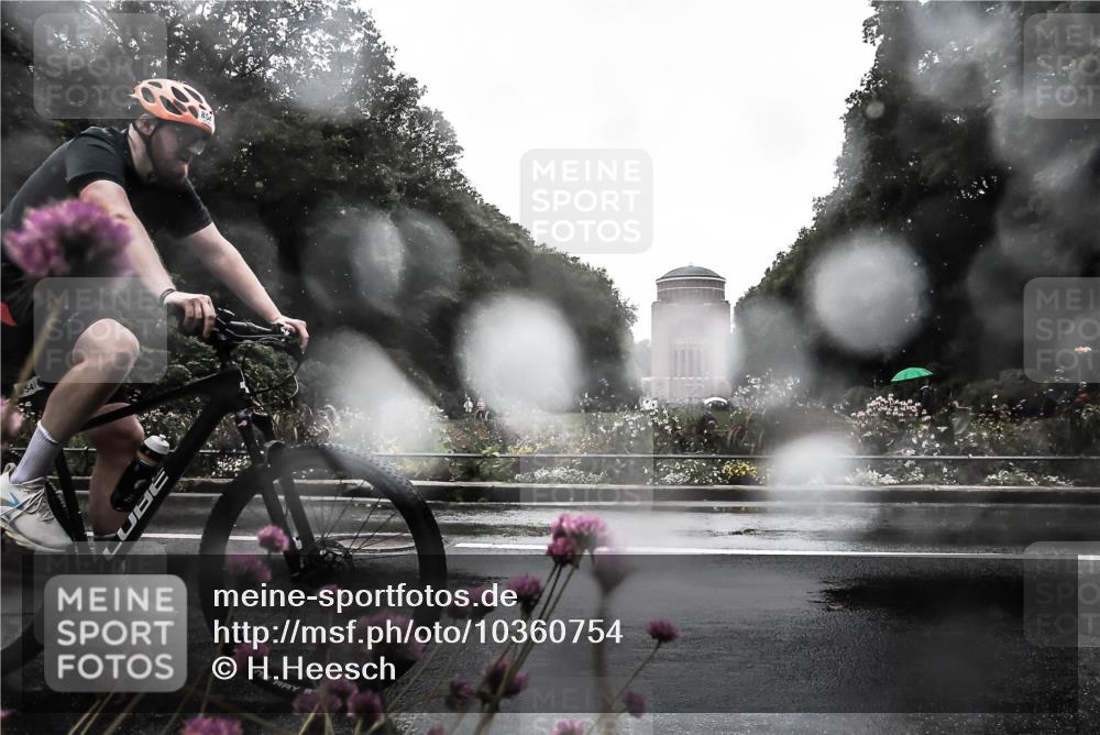 13.09.2026 - Stadtparktriathlon H.Heesch http://msf.ph/oto/10360754 13.09.2026 12:12:25 Radfahren 854 meine-sportfotos.de