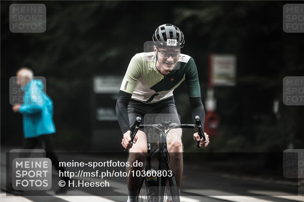 13.09.2026 - Stadtparktriathlon H.Heesch http://msf.ph/oto/10360803 13.09.2026 10:01:26 Radfahren 289 meine-sportfotos.de
