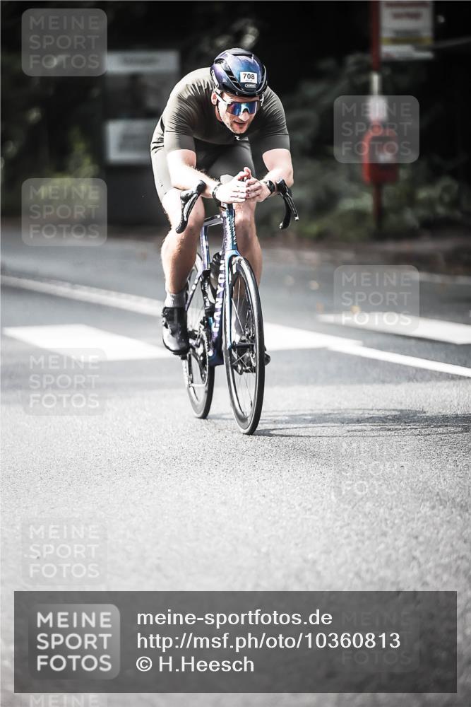 13.09.2026 - Stadtparktriathlon H.Heesch http://msf.ph/oto/10360813 13.09.2026 11:16:21 Radfahren 579, 583, 606, 708 meine-sportfotos.de