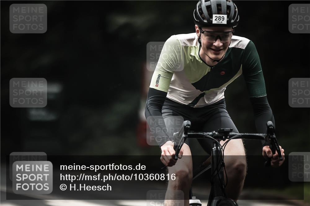 13.09.2026 - Stadtparktriathlon H.Heesch http://msf.ph/oto/10360816 13.09.2026 10:01:26 Radfahren 289 meine-sportfotos.de