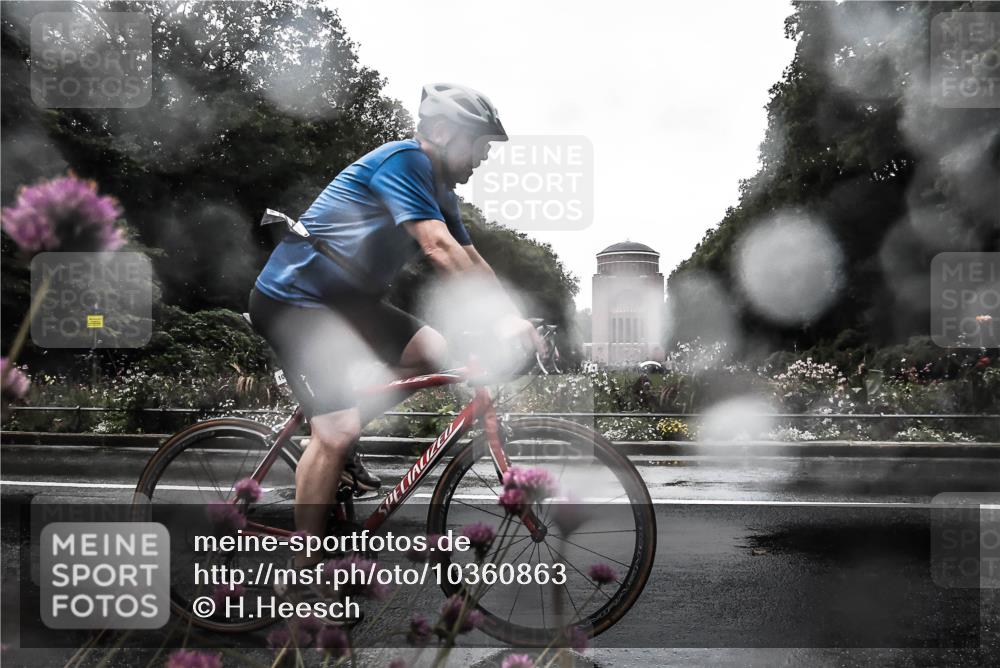 13.09.2026 - Stadtparktriathlon H.Heesch http://msf.ph/oto/10360863 13.09.2026 12:13:12 Radfahren 955, 1015, 1024 meine-sportfotos.de