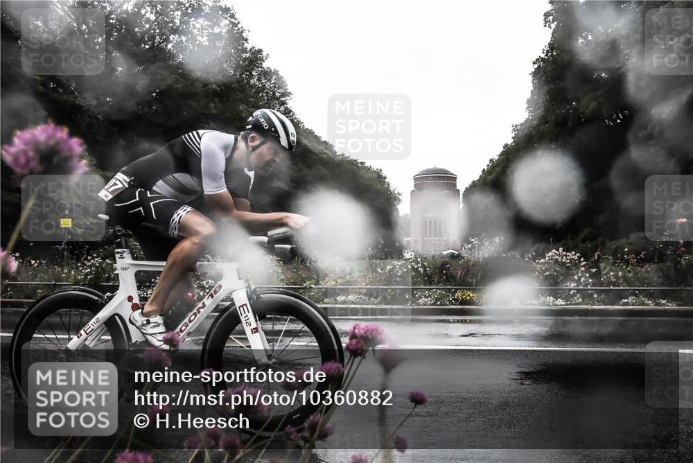 13.09.2026 - Stadtparktriathlon H.Heesch http://msf.ph/oto/10360882 13.09.2026 12:13:29 Radfahren 920, 1007, 1067 meine-sportfotos.de