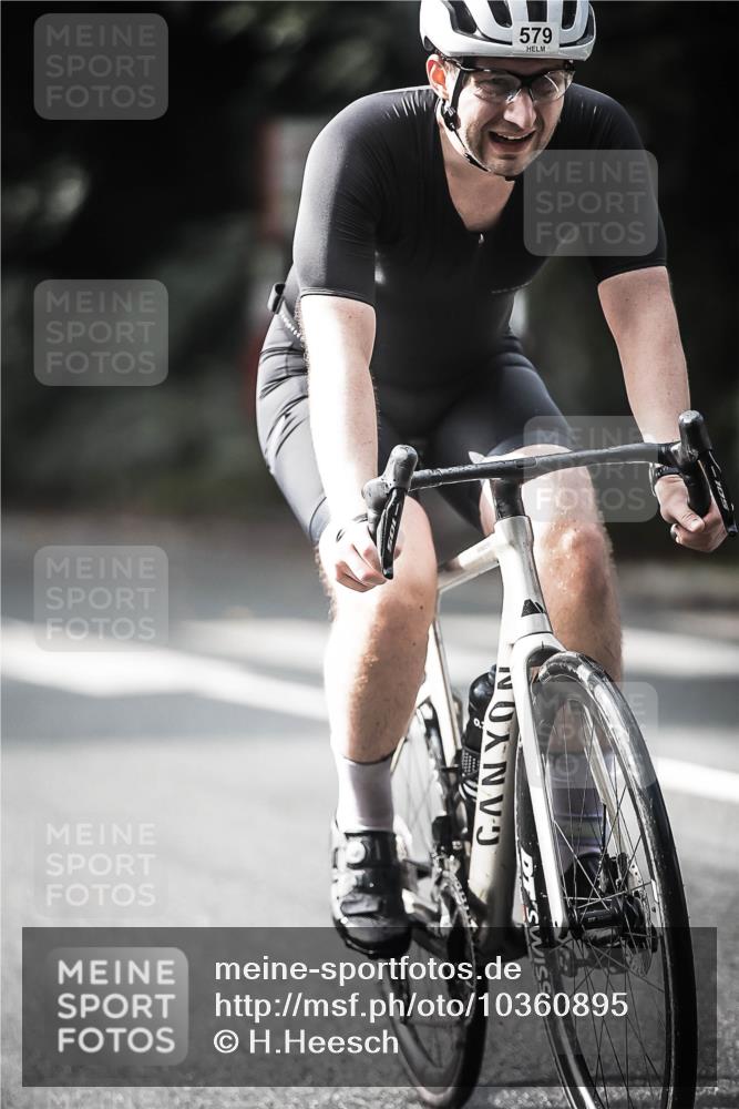 13.09.2026 - Stadtparktriathlon H.Heesch http://msf.ph/oto/10360895 13.09.2026 11:16:26 Radfahren 481, 482, 579, 606, 708, 790 meine-sportfotos.de