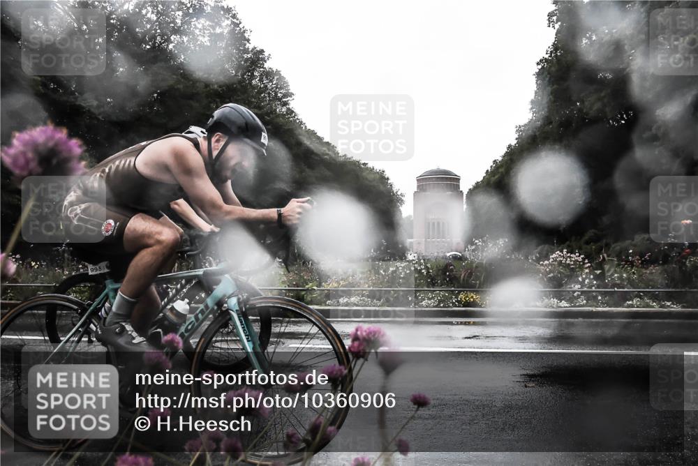 13.09.2026 - Stadtparktriathlon H.Heesch http://msf.ph/oto/10360906 13.09.2026 12:13:53 Radfahren 986, 998 meine-sportfotos.de