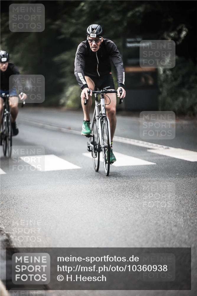 13.09.2026 - Stadtparktriathlon H.Heesch http://msf.ph/oto/10360938 13.09.2026 11:16:31 Radfahren 481, 482, 579, 663, 676, 691, 790 meine-sportfotos.de