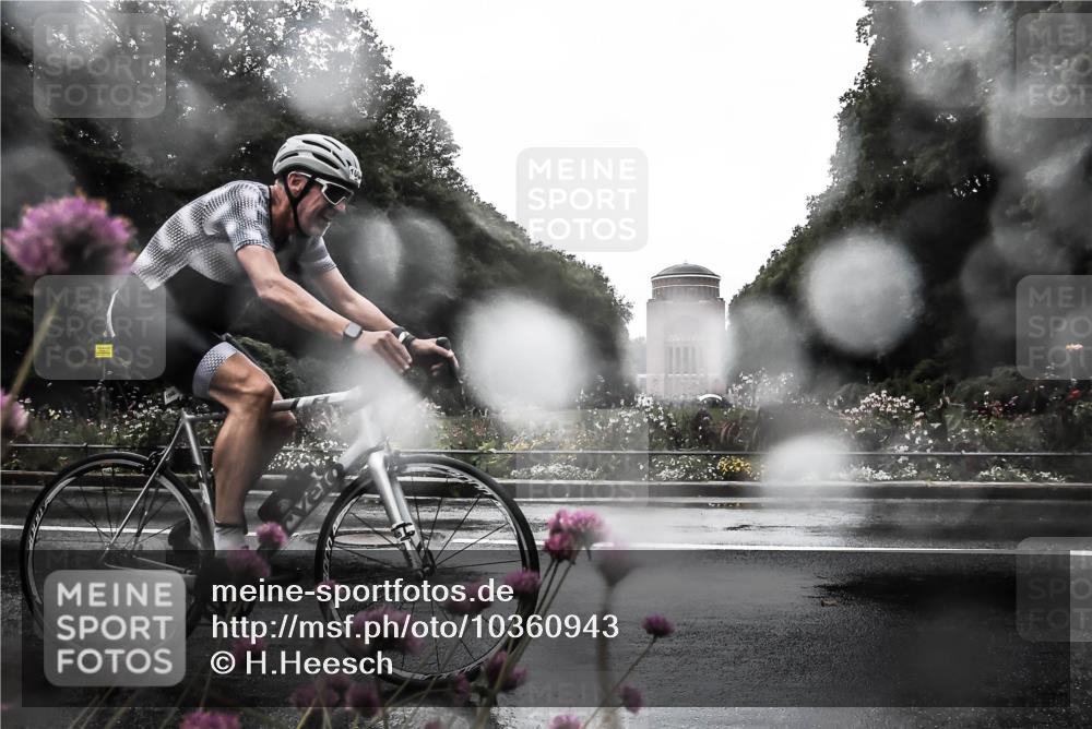 13.09.2026 - Stadtparktriathlon H.Heesch http://msf.ph/oto/10360943 13.09.2026 12:14:11 Radfahren 1066 meine-sportfotos.de