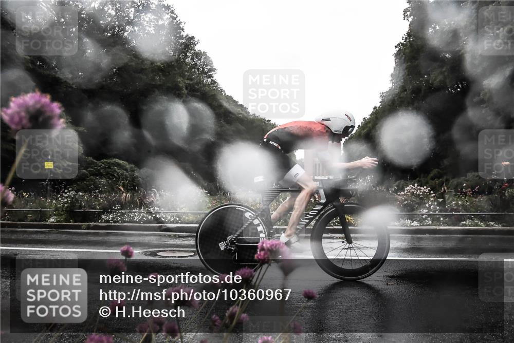 13.09.2026 - Stadtparktriathlon H.Heesch http://msf.ph/oto/10360967 13.09.2026 12:14:21 Radfahren 887, 899, 975, 1017 meine-sportfotos.de