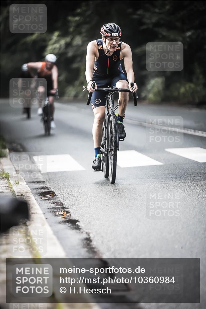 13.09.2026 - Stadtparktriathlon H.Heesch http://msf.ph/oto/10360984 13.09.2026 11:16:34 Radfahren 481, 482, 662, 663, 676, 691, 790 meine-sportfotos.de