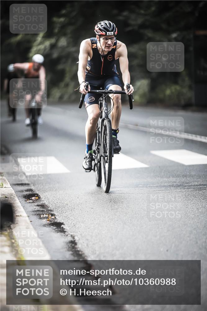 13.09.2026 - Stadtparktriathlon H.Heesch http://msf.ph/oto/10360988 13.09.2026 11:16:34 Radfahren 481, 482, 662, 663, 676, 691, 790 meine-sportfotos.de