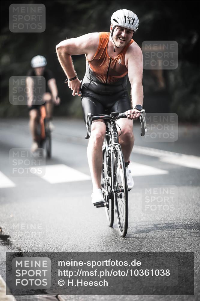 13.09.2026 - Stadtparktriathlon H.Heesch http://msf.ph/oto/10361038 13.09.2026 11:16:37 Radfahren 481, 482, 662, 663, 676, 691 meine-sportfotos.de