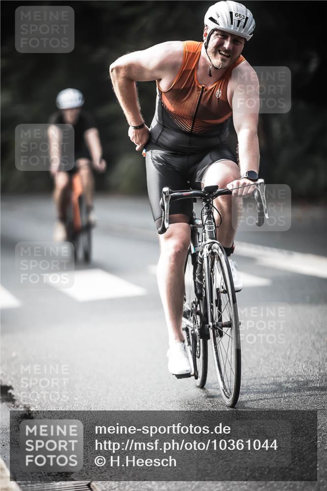 13.09.2026 - Stadtparktriathlon H.Heesch http://msf.ph/oto/10361044 13.09.2026 11:16:37 Radfahren 481, 482, 662, 663, 676, 691 meine-sportfotos.de