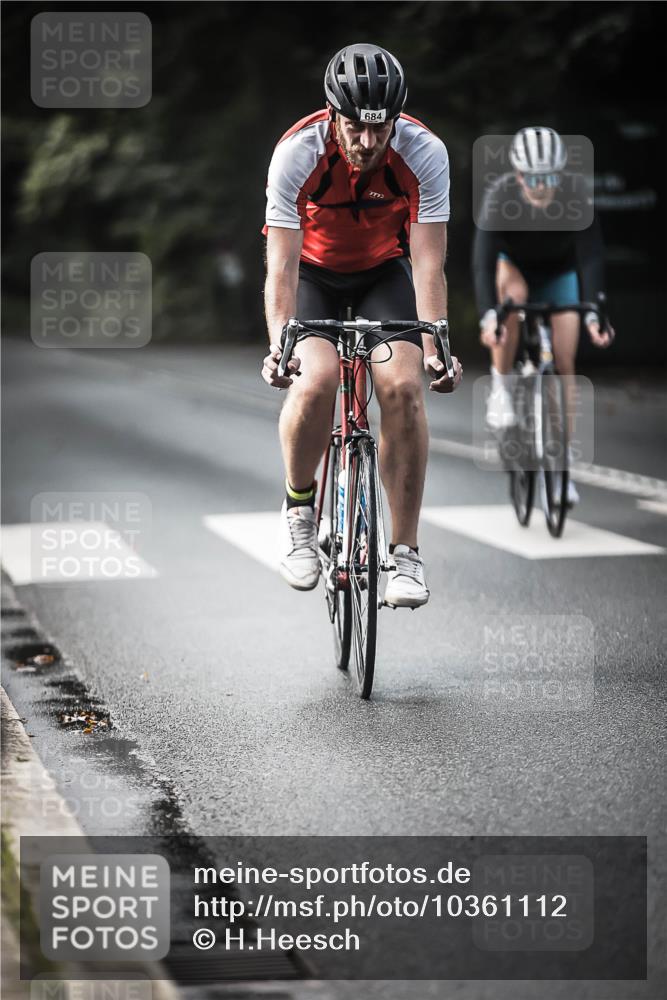 13.09.2026 - Stadtparktriathlon H.Heesch http://msf.ph/oto/10361112 13.09.2026 11:16:56 Radfahren 679, 684, 735 meine-sportfotos.de