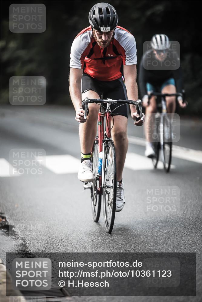 13.09.2026 - Stadtparktriathlon H.Heesch http://msf.ph/oto/10361123 13.09.2026 11:16:57 Radfahren 581, 684, 735 meine-sportfotos.de