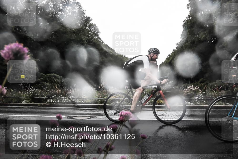 13.09.2026 - Stadtparktriathlon H.Heesch http://msf.ph/oto/10361125 13.09.2026 12:15:22 Radfahren 1006, 1025, 1026, 1040, 1068 meine-sportfotos.de