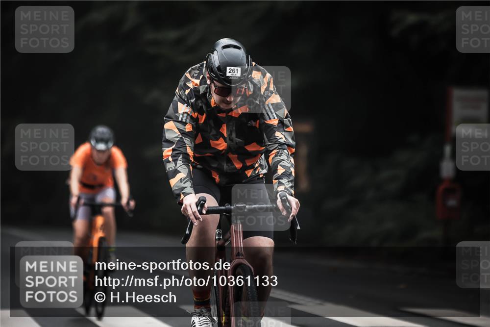 13.09.2026 - Stadtparktriathlon H.Heesch http://msf.ph/oto/10361133 13.09.2026 10:02:04 Radfahren 243, 257, 261, 286, 317 meine-sportfotos.de