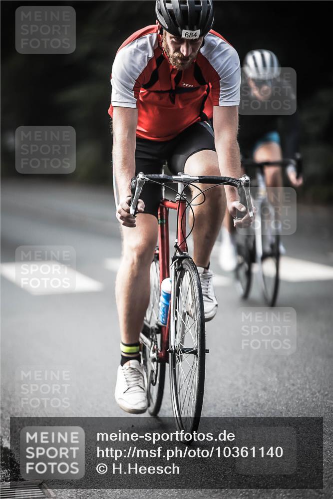 13.09.2026 - Stadtparktriathlon H.Heesch http://msf.ph/oto/10361140 13.09.2026 11:16:57 Radfahren 581, 684, 735 meine-sportfotos.de