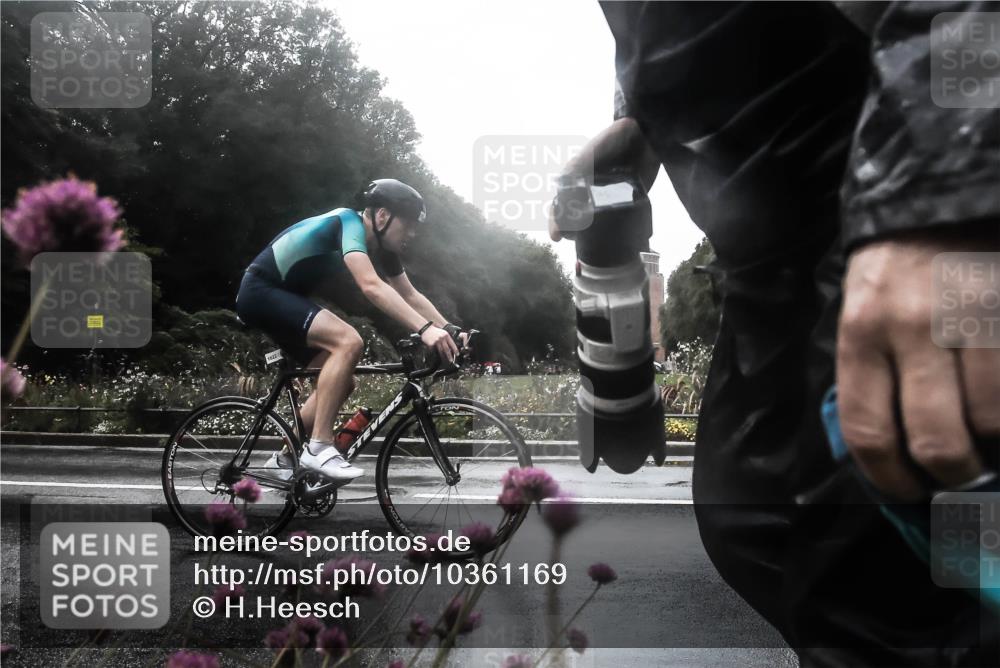 13.09.2026 - Stadtparktriathlon H.Heesch http://msf.ph/oto/10361169 13.09.2026 12:15:47 Radfahren 1022 meine-sportfotos.de