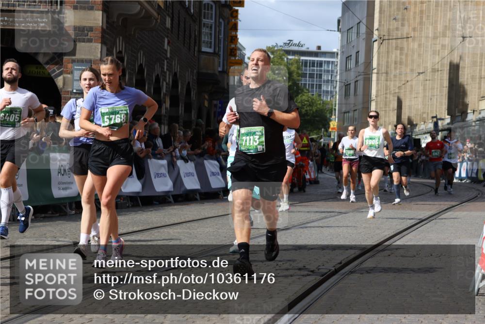 13.09.2026 - 21. swb-Marathon Bremen Strokosch-Dieckow http://msf.ph/oto/10361176 13.09.2026 13:34:10 Ziel 1656, 2405, 2727, 2872, 3201, 3389, 3522, 3761, 4490, 4554, 4658, 4874, 5063, 5156, 5513, 5563, 5587, 6151, 6508, 6623, 6808, 7126, 7354, 7431, 7652, 7832, 8025, 8512, 8641, 9068, 9128, 9342, 9344, 9390, 682, 911, 1307, 2464, 3068, 3214, 3636, 4112, 5147, 5265, 5489, 5768, 5852, 6405, 7696, 7746, 8870, 9094, 9100, 9402, 9453, 9802, 9905, 13112 meine-sportfotos.de