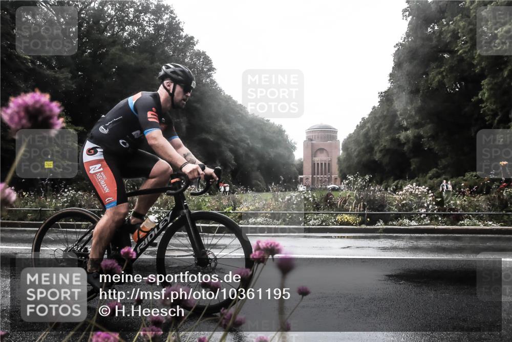 13.09.2026 - Stadtparktriathlon H.Heesch http://msf.ph/oto/10361195 13.09.2026 12:16:06 Radfahren 997, 1064 meine-sportfotos.de