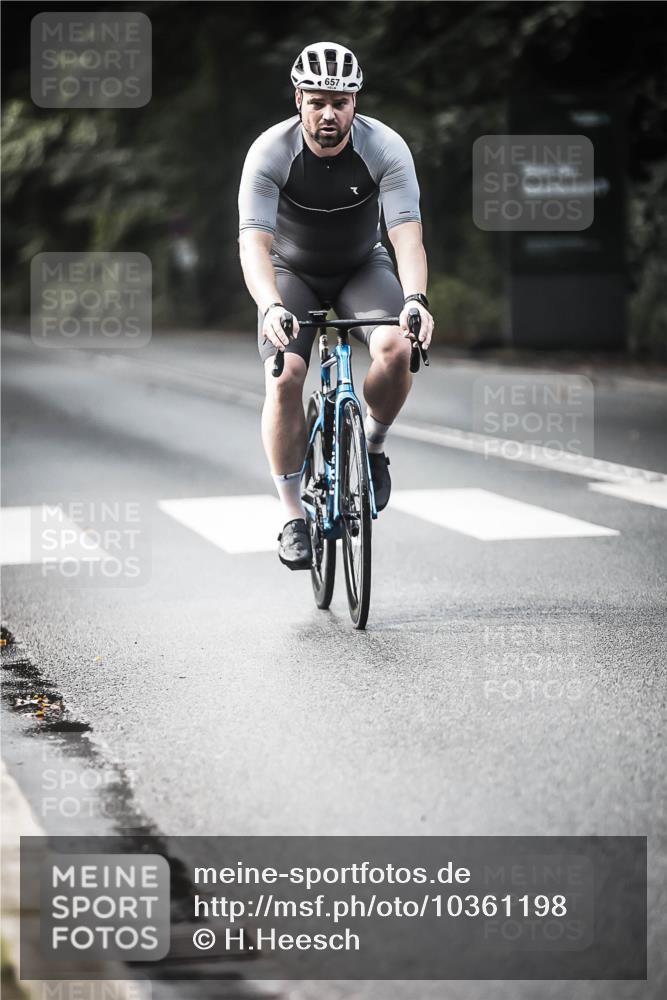 13.09.2026 - Stadtparktriathlon H.Heesch http://msf.ph/oto/10361198 13.09.2026 11:17:10 Radfahren 626, 629, 657, 672 meine-sportfotos.de
