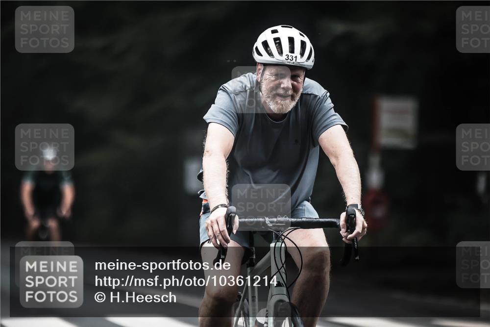 13.09.2026 - Stadtparktriathlon H.Heesch http://msf.ph/oto/10361214 13.09.2026 10:02:15 Radfahren 229, 245, 249, 256, 274, 327, 331, 332, 336 meine-sportfotos.de