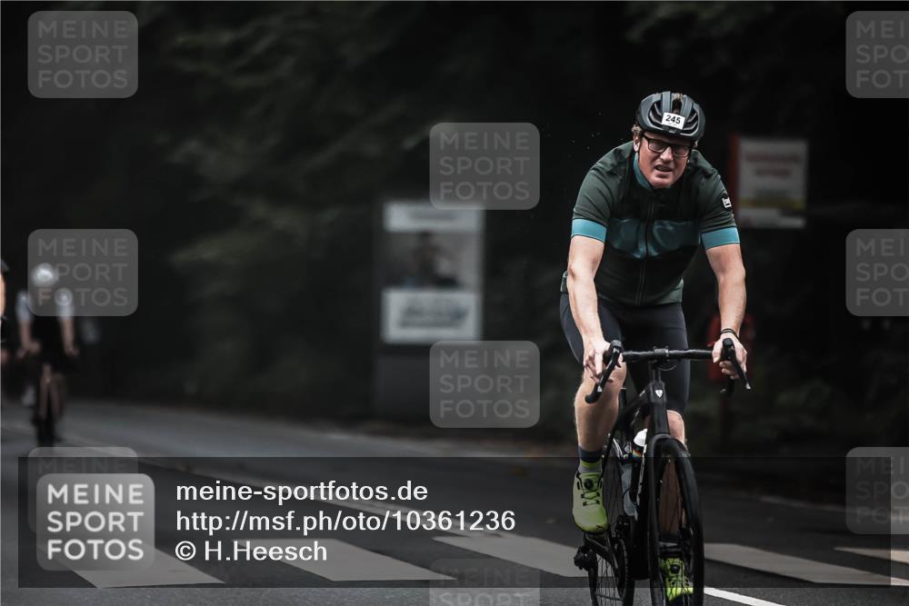 13.09.2026 - Stadtparktriathlon H.Heesch http://msf.ph/oto/10361236 13.09.2026 10:02:16 Radfahren 229, 245, 249, 256, 274, 327, 331, 332, 336 meine-sportfotos.de