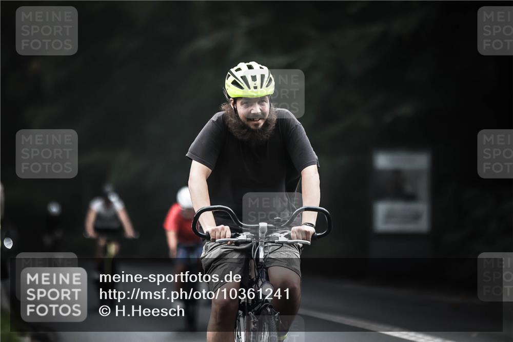 13.09.2026 - Stadtparktriathlon H.Heesch http://msf.ph/oto/10361241 13.09.2026 10:02:18 Radfahren 229, 245, 249, 274, 309, 327, 331, 332, 336 meine-sportfotos.de