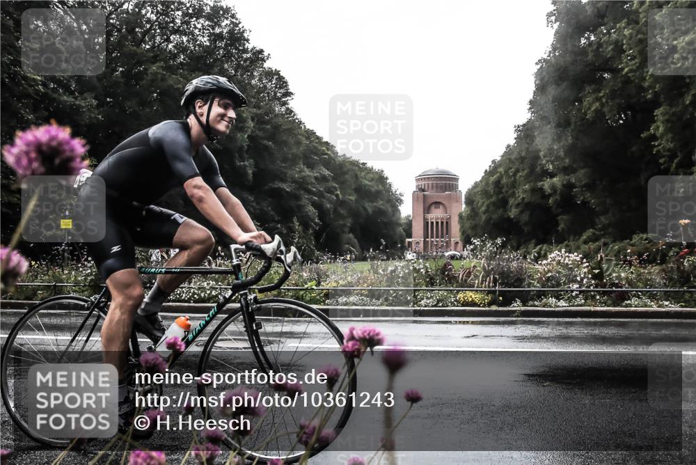 13.09.2026 - Stadtparktriathlon H.Heesch http://msf.ph/oto/10361243 13.09.2026 12:16:30 Radfahren 878, 978, 1031, 1052, 1186 meine-sportfotos.de