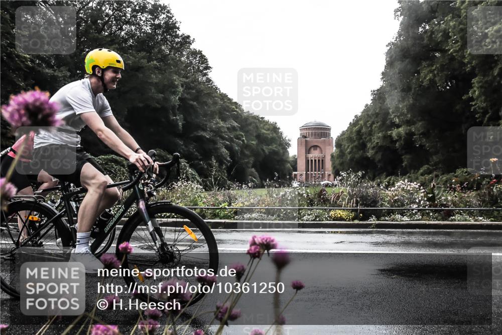 13.09.2026 - Stadtparktriathlon H.Heesch http://msf.ph/oto/10361250 13.09.2026 12:16:34 Radfahren 978, 1186 meine-sportfotos.de