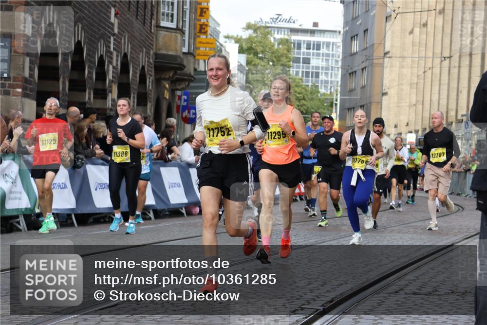 13.09.2026 - 21. swb-Marathon Bremen Strokosch-Dieckow http://msf.ph/oto/10361285 13.09.2026 10:58:21 Ziel 10078, 10494, 10543, 10559, 10565, 10604, 10673, 10728, 10826, 10828, 10903, 10914, 10931, 10932, 11136, 11332, 11752, 11824, 11856, 11863, 11884, 12427, 12441, 12482, 12551, 10878, 10879, 11004, 11152, 11189, 11384, 11455, 11686, 11953, 11955, 12180, 12237, 12320, 12499, 12505, 12518 meine-sportfotos.de