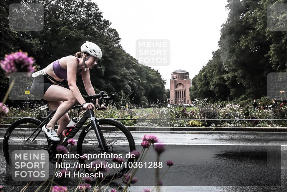 13.09.2026 - Stadtparktriathlon H.Heesch http://msf.ph/oto/10361288 13.09.2026 12:16:56 Radfahren 1166 meine-sportfotos.de