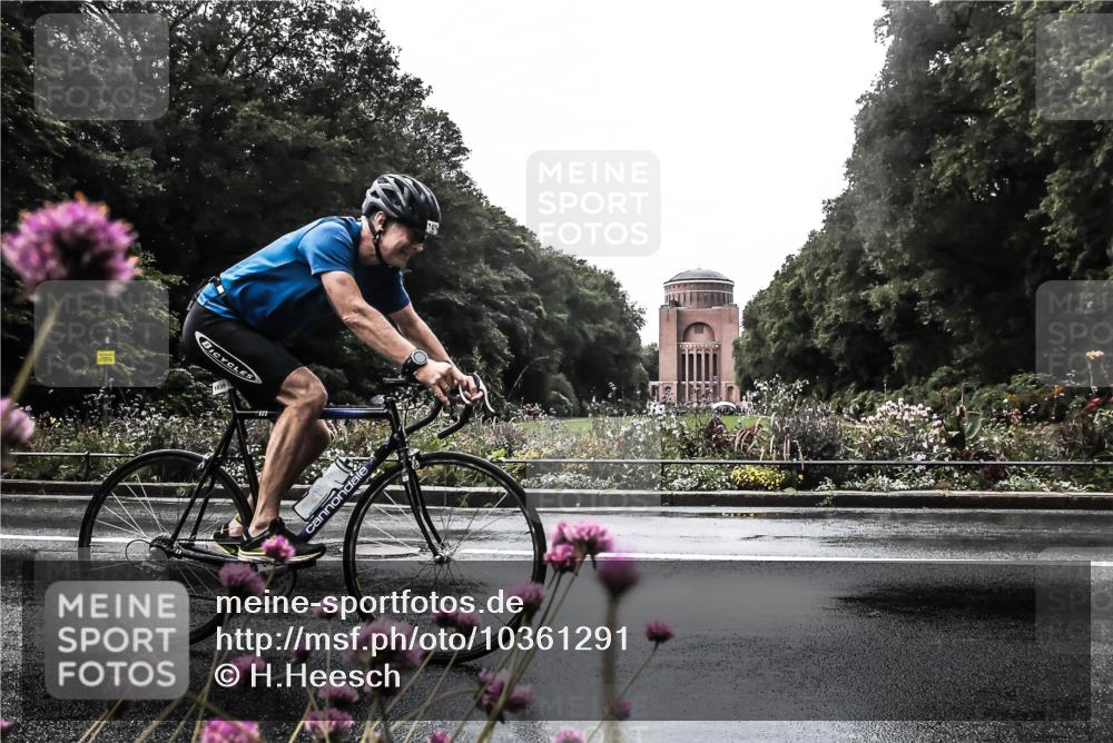 13.09.2026 - Stadtparktriathlon H.Heesch http://msf.ph/oto/10361291 13.09.2026 12:17:06 Radfahren 1039 meine-sportfotos.de