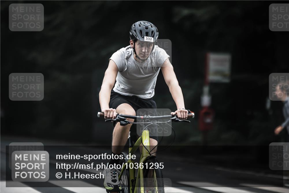 13.09.2026 - Stadtparktriathlon H.Heesch http://msf.ph/oto/10361295 13.09.2026 10:02:22 Radfahren 229, 245, 249, 274, 309, 316, 332, 336 meine-sportfotos.de