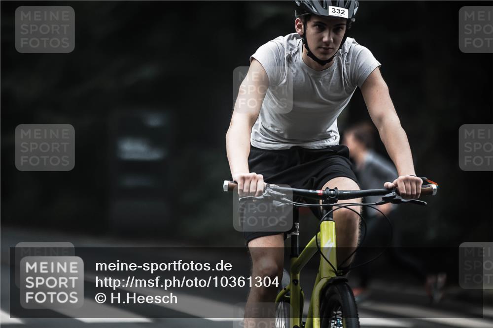 13.09.2026 - Stadtparktriathlon H.Heesch http://msf.ph/oto/10361304 13.09.2026 10:02:22 Radfahren 229, 245, 249, 274, 309, 316, 332, 336 meine-sportfotos.de