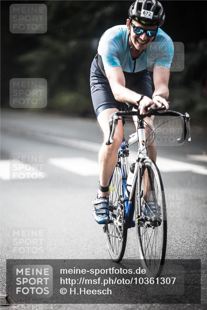 13.09.2026 - Stadtparktriathlon H.Heesch http://msf.ph/oto/10361307 13.09.2026 11:17:16 Radfahren 548, 593, 625, 626, 629, 637, 657, 672, 697, 770, 772 meine-sportfotos.de