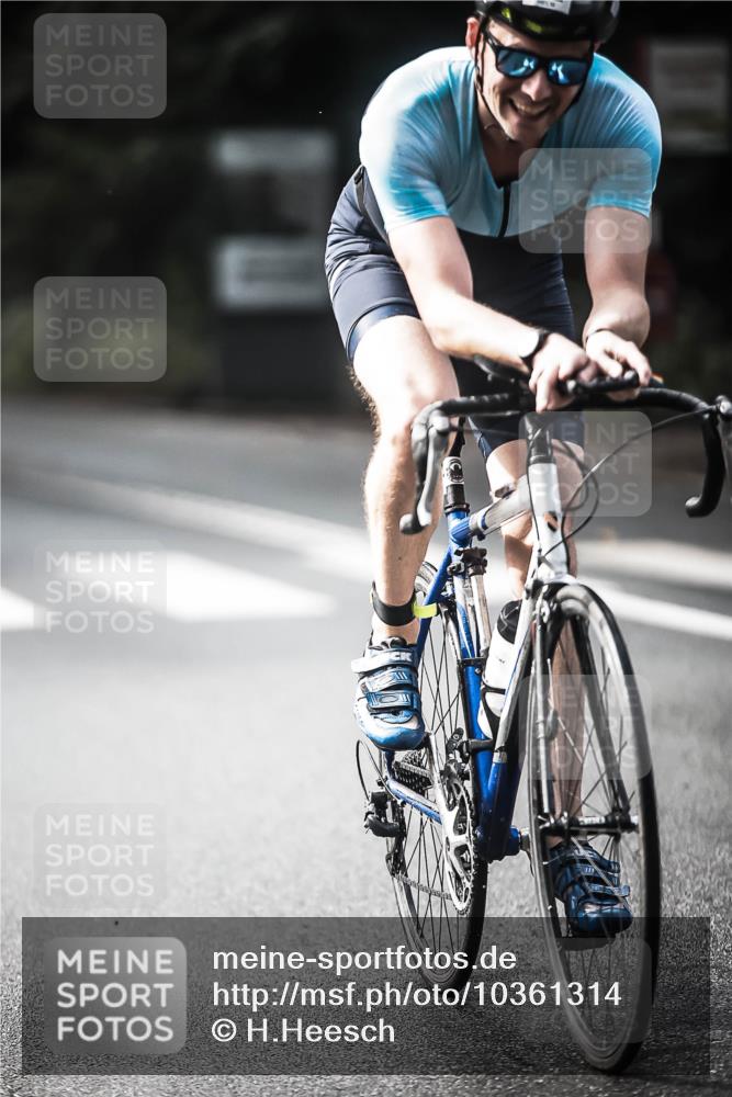 13.09.2026 - Stadtparktriathlon H.Heesch http://msf.ph/oto/10361314 13.09.2026 11:17:17 Radfahren 548, 593, 625, 626, 629, 637, 672, 690, 697, 770, 772 meine-sportfotos.de