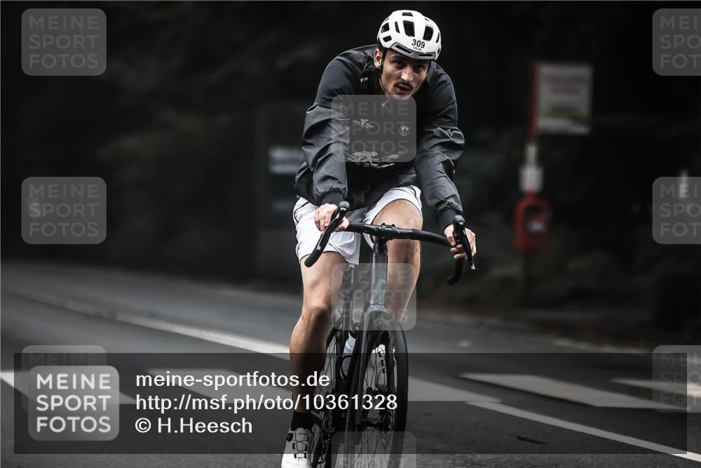 13.09.2026 - Stadtparktriathlon H.Heesch http://msf.ph/oto/10361328 13.09.2026 10:02:24 Radfahren 229, 249, 267, 274, 309, 316, 326, 332, 336 meine-sportfotos.de